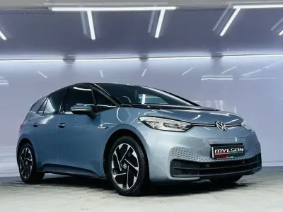 Używany VW ID.3 Pro Performance 150 kW (204 KM) 2020 Niebieski Hatchback