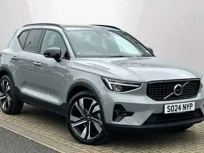 Usado Volvo XC40 Plus 194 CV (142 kW) 2025 SUV