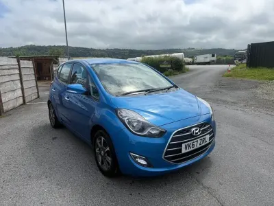 Used Hyundai ix20 SE 90 HP (66 kW) 2017 Blue Hatchback