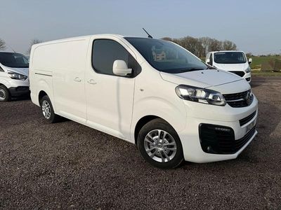 Used Vauxhall Vivaro Sportive 120 HP (88 kW) 2021 White MPV