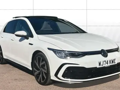 Używany VW Golf VIII R-line 150 KM (110 kW) 2023 Hatchback