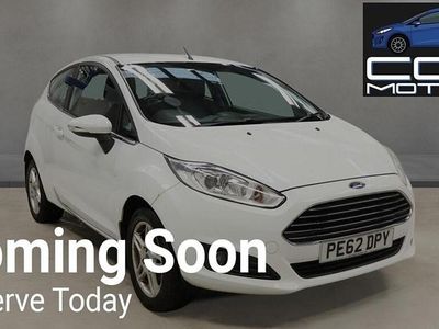 Used Ford Fiesta Zetec 82 HP (60 kW) 2013 White Hatchback