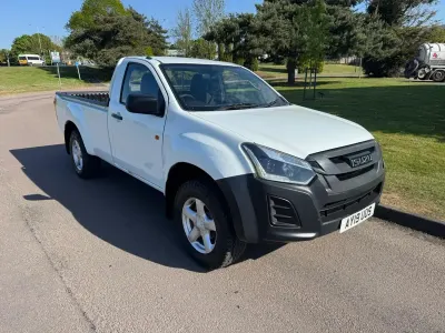 Used Isuzu D-Max 164 HP (120 kW) 2019 White Pickup