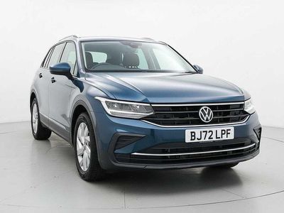 Używany VW Tiguan Life 150 KM (110 kW) 2022 Niebieski SUV