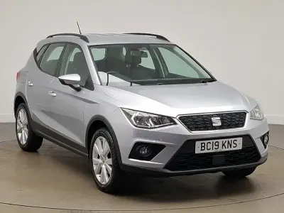 Used Seat Arona SE Technology 95 HP (69 kW) 2019 Silver SUV