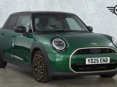 Used Mini Cooper Hatch 113 kW (154 HP) 2025 Green Hatchback