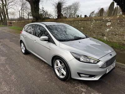 Used Ford Focus Titanium 120 HP (88 kW) 2015 Silver Hatchback