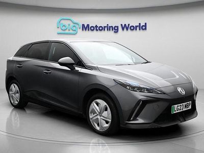 Begagnad MG MG4 EV Trophy 319 kW (435 HK) 2023 Halvkombi