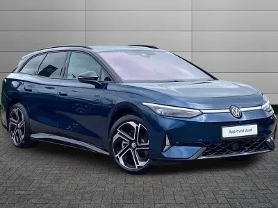New VW ID.7 GTX 250 kW (340 HP) 2026 Aquamarine blue with black roof Estate