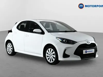 Used Toyota Yaris Hybrid 2022 White Hatchback
