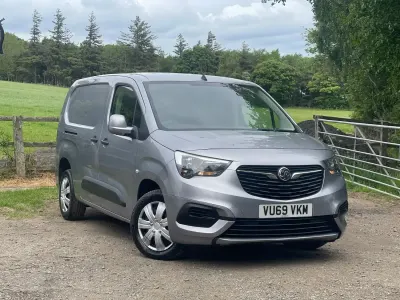Used Vauxhall Combo Sportive 100 HP (73 kW) 2019 Grey MPV