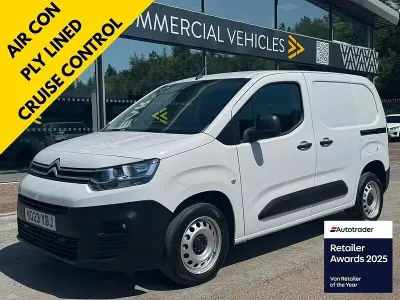 Used Citroën Berlingo 100 HP (73 kW) 2023 White MPV