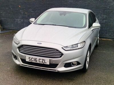 Used Ford Mondeo Titanium 150 HP (110 kW) 2016 Silver Hatchback