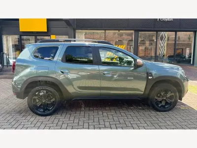 Used Dacia Duster Extreme 2024 Green SUV