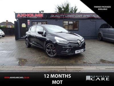 Used Renault Clio IV Dynamique 90 HP (66 kW) 2017 Black Hatchback