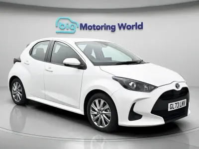 Used Toyota Yaris 116 HP (85 kW) 2023 White Hatchback