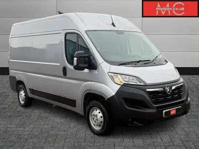 Usado Vauxhall Movano 138 CV (101 kW) 2022 Gris