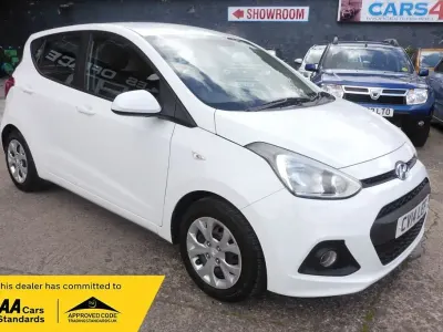 Gebraucht Hyundai i10 SE 67 PS (49 kW) 2014 Weiß Kleinwagen