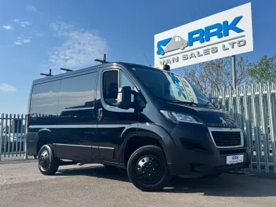 Begagnad Peugeot Boxer 110 HK (80 kW) 2019 Svart Van