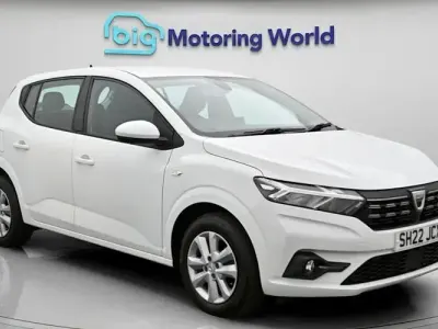 Used Dacia Sandero Comfort 91 HP (66 kW) 2022 White Hatchback