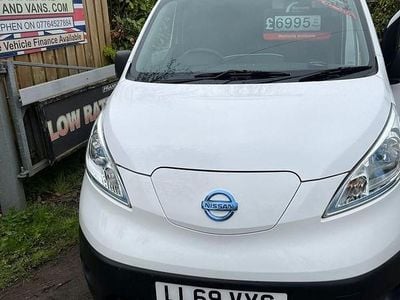 Used Nissan e-NV200 Acenta 80 kW (109 HP) 2019 White MPV