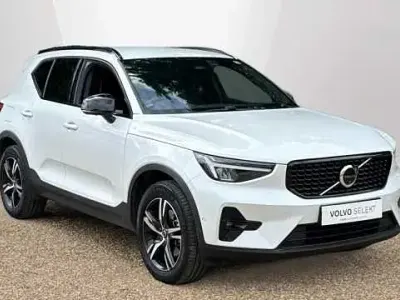 Used Volvo XC40 Plus 161 HP (118 kW) 2024 White SUV