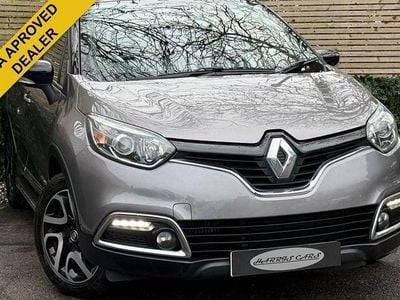 Used Renault Captur Dynamique 90 HP (66 kW) 2017 Grey/black SUV
