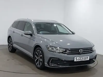 Used VW Passat GTE 218 HP (160 kW) 2023 Grey Estate