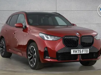 Begagnad BMW X3 M Sport 194 HK (142 kW) 2025 Röd SUV