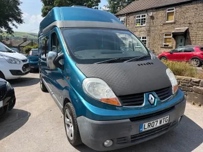 Used Renault Trafic 2007 Blue MPV