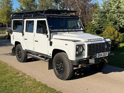 Used Land Rover Defender 122 HP (89 kW) 2014 White Pickup