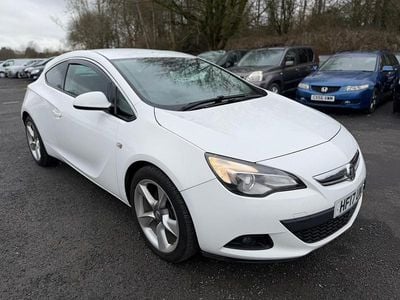 Used Vauxhall Astra GTC SRi 2017 White Hatchback