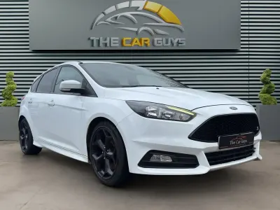 Begagnad Ford Focus ST 185 HK (136 kW) 2017 Vit Halvkombi