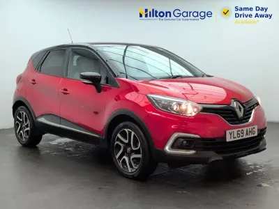 Używany Renault Captur Iconic 90 KM (66 kW) 2019 Czerwony SUV