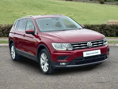 Used VW Tiguan Allspace Match 200 HP (147 kW) 2020 Red SUV