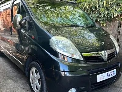 Gebraucht Vauxhall Vivaro Sportive 115 PS (84 kW) 2011 Schwarz Van / Kleinbus