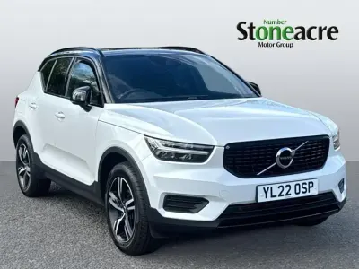 Usado Volvo XC40 R-Design 161 CV (118 kW) 2022 Blanco SUV
