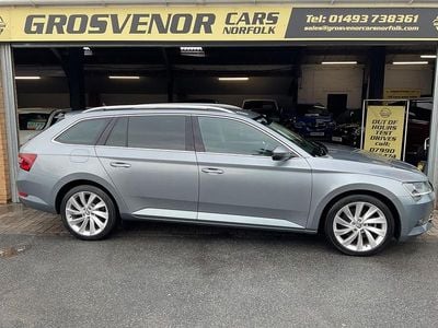 Used Skoda Superb SE L Executive 220 HP (161 kW) 2017 Grey Estate