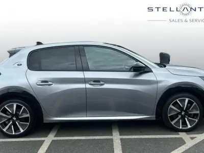 Second-hand Peugeot e-208
