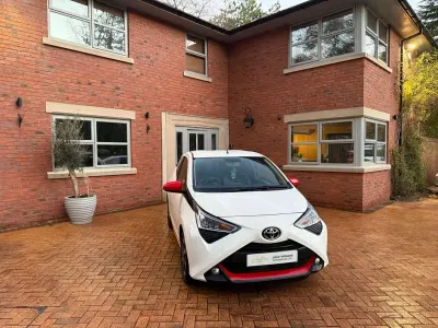 Used Toyota Aygo Trend 72 HP (52 kW) 2019 White Hatchback