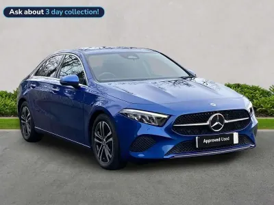 Begagnad Mercedes A200 Executive 150 HK (110 kW) 2024 Blå Sedan