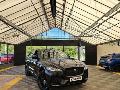 Begagnad Jaguar F-Pace Chequered Flag 180 HK (132 kW) 2020 Svart SUV
