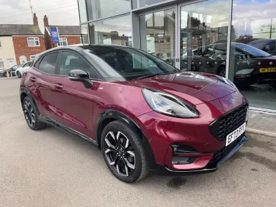 Używany Ford Puma 125 KM (91 kW) 2023 Czerwony SUV