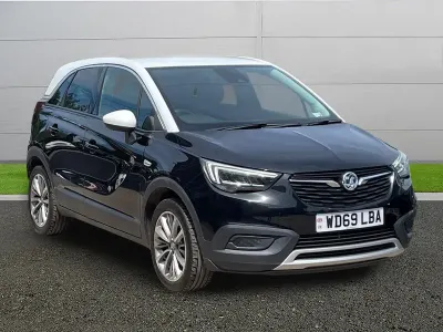 Usado Vauxhall Crossland X Sport 110 CV (80 kW) 2019 Negro SUV