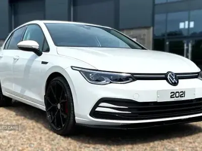 Used VW Golf VII Style 115 HP (84 kW) 2021 White Hatchback