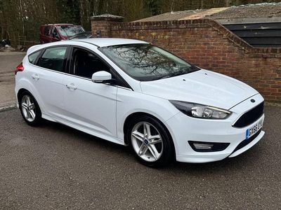 Used Ford Focus Zetec 2016 White Hatchback