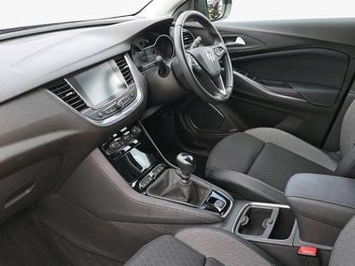 Used Vauxhall Grandland X Business Edition 128 HP (94 kW) 2019 Black SUV