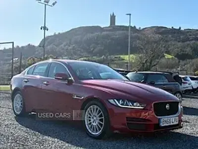 Used Jaguar XE Prestige 163 HP (119 kW) 2016 Red Sedan