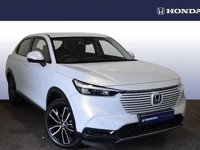 Sunlight white Used 2023 Honda HR-V Elegance SUV | £21,795 (Good price)