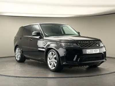 Käytetty Land Rover Range Rover Sport Dynamic 404 HP (297 kW) 2021 Musta Katumaasturi